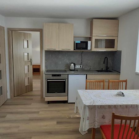 Apartmanovy Dum Terka Zazriva Luaran gambar