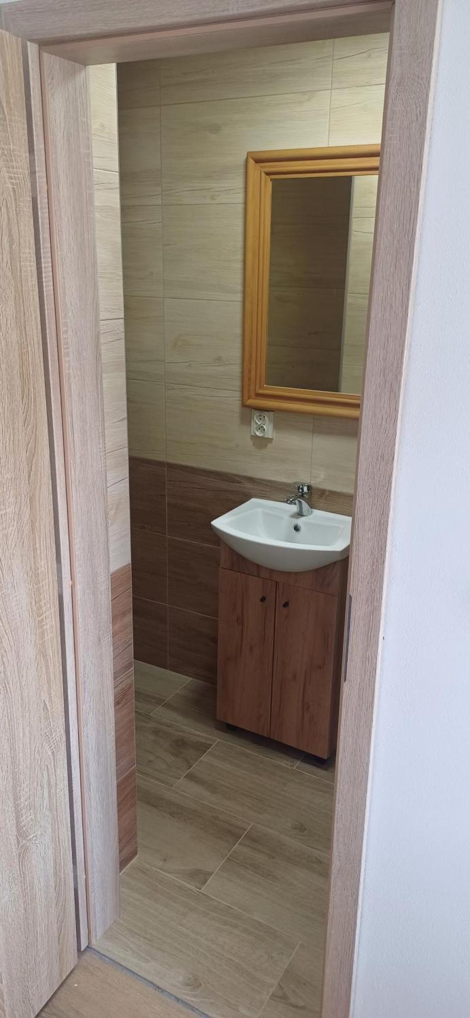 Apartmanovy Dum Terka Zazriva Luaran gambar